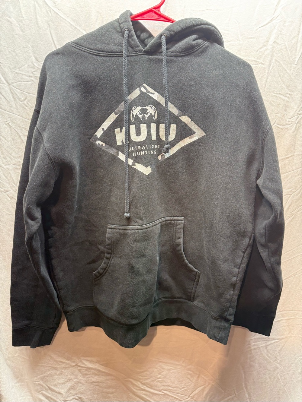 KUIU Ultralight Hunting Hoodie Mens Black Camo Logo Pullover Sweatshirt
